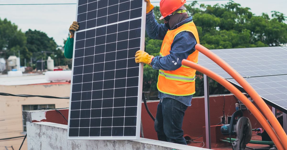 Benefits of Using a Personal Loan for Solar Panel Installation
