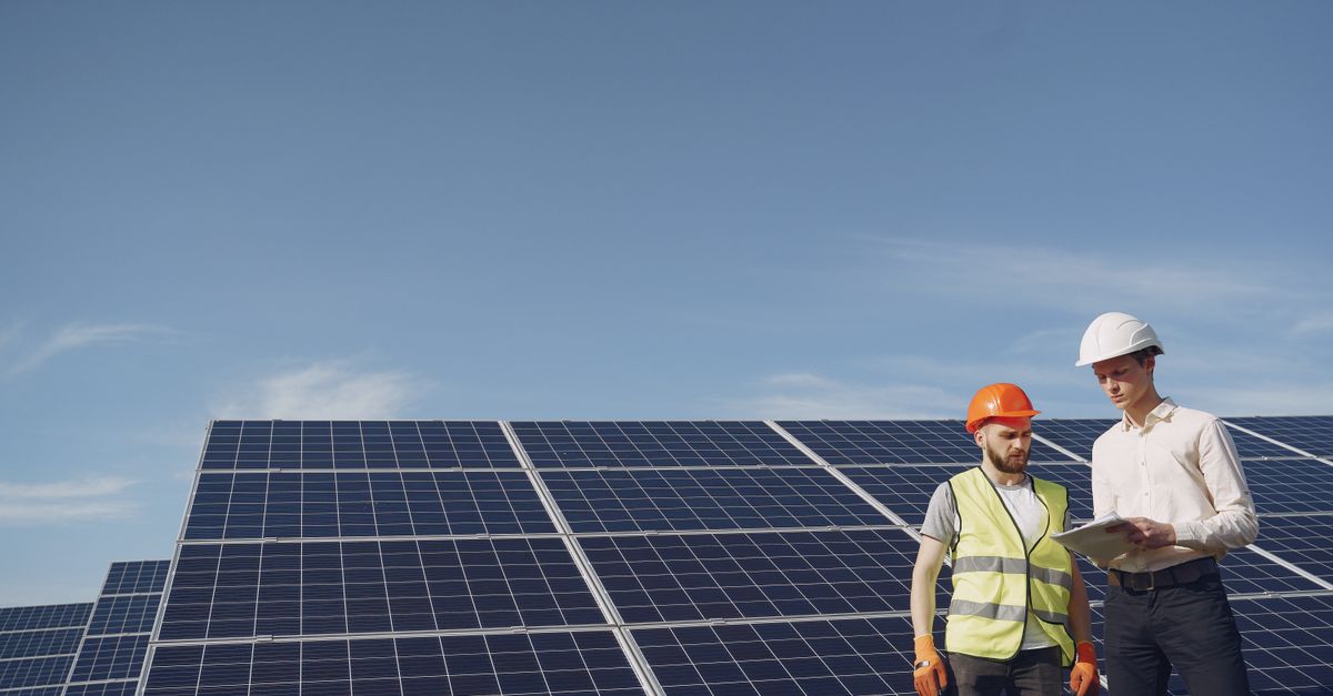Choosing the Right Repair Service for Your Solar System
