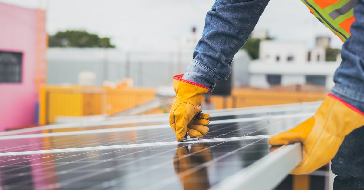Testing Methods for Ensuring Solar Panel Efficiency