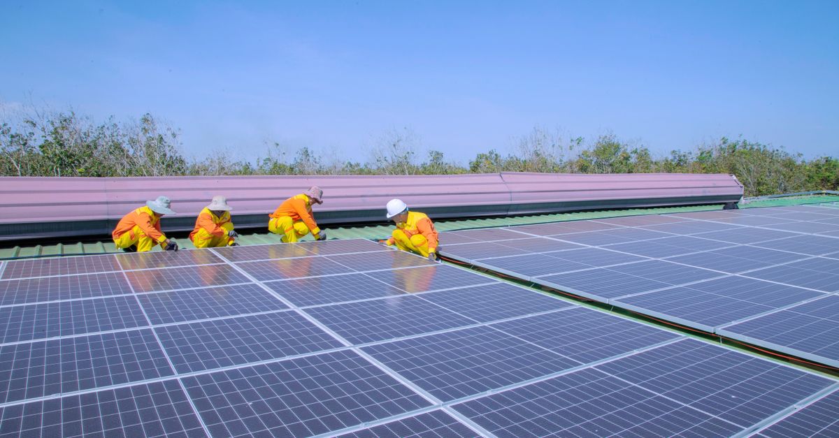 The Impact of Federal Rebates on Solar Panel Costs